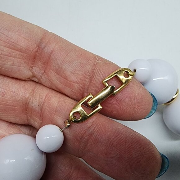 Vintage Napier White Bead Necklace With Gold Tone Spacers 9" - Picture 7 of 8